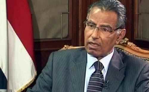 مساعد وزير العدل: نظام مرسي يسمح بدخول الكوافير لـ